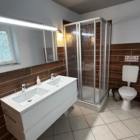 Zur Biberburg Apartment *
