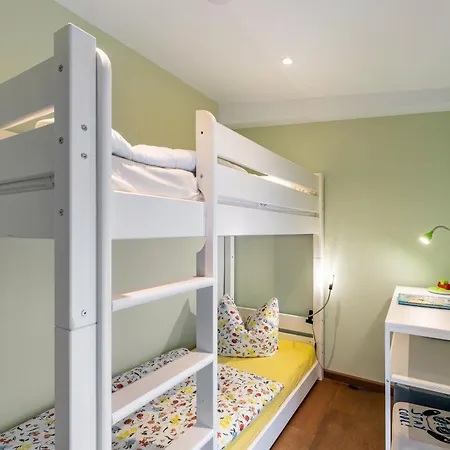 Zur Biberburg Daire